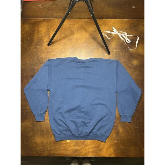 VTG 90s Universal Studios Chilly Willy Got Coco Crewneck Sweatshirt Size L Navy - Picture 11 of 11